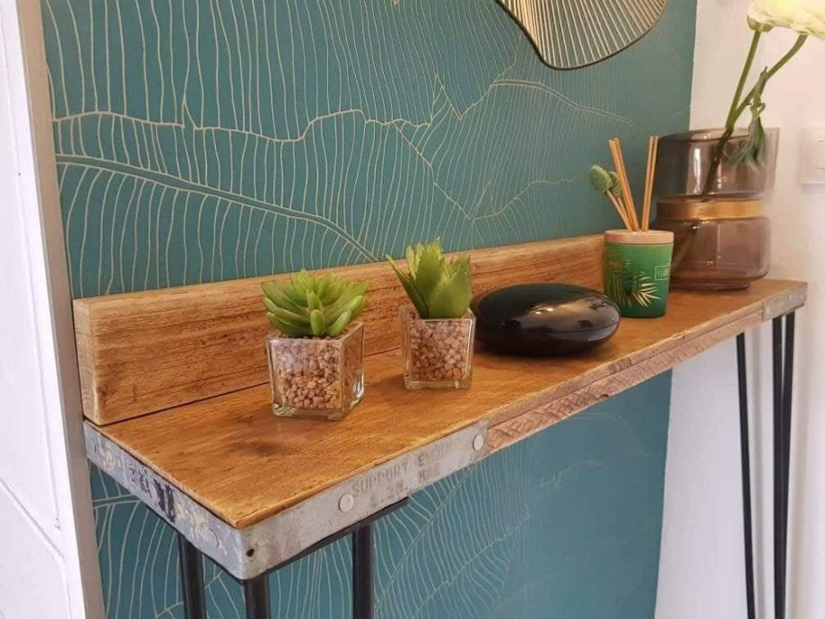 console de couloir style industriel avec rebord en bois, pieds épingles acier noir ou blanc, hauteur 74 cm, etagere murale, mini table | Indus1978