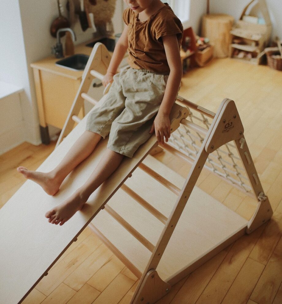 Ensemble de triangle d'escalade 3 en 1, aire de jeu d'escalade en bois montessori, rampe toboggan, arche de motricité balançoire | Indus1978