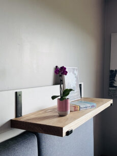 Etagère de cuisine 28 cm X 4,5 cm, supports métal noir, étagère chunky, étagère chambre